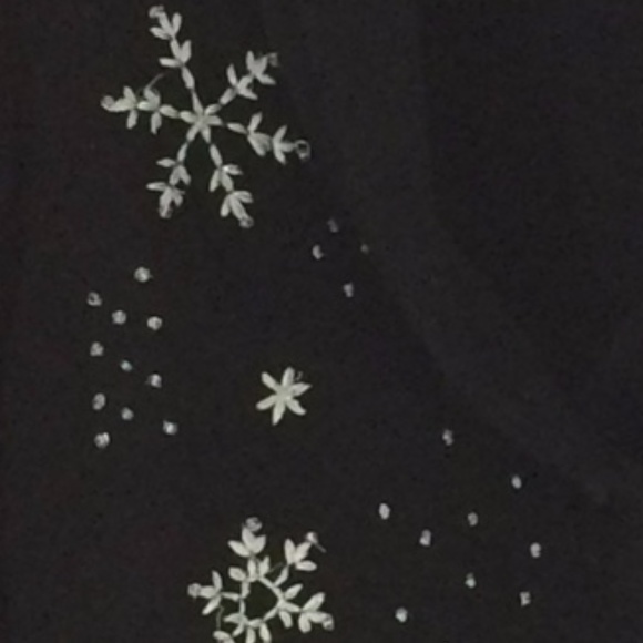 Vintage Black Button Snowflake Cardigan Sweater - Picture 5 of 6